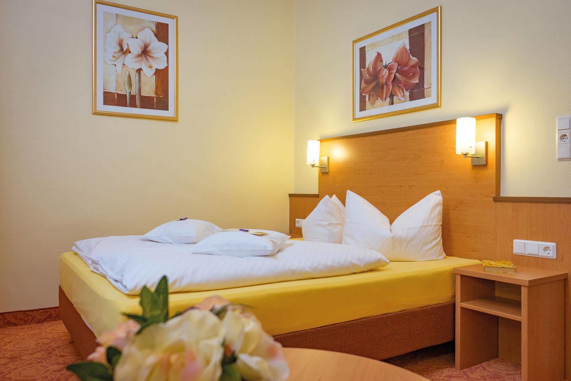 Vitalhotel Am Stadtpark Superior Bad Harzburg Kültér fotó